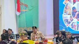 Foto Basri Rase Dalam Acara Dialog RT Se - Bontang Utara